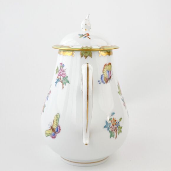 HEREND Queen Victoria Individual Coffee Pot With Bunny Final 3412, Ear chip,RARE - Picture 6 of 16